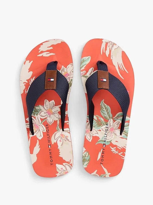 Slippers met bloemenprint Slippers met bloemenprint