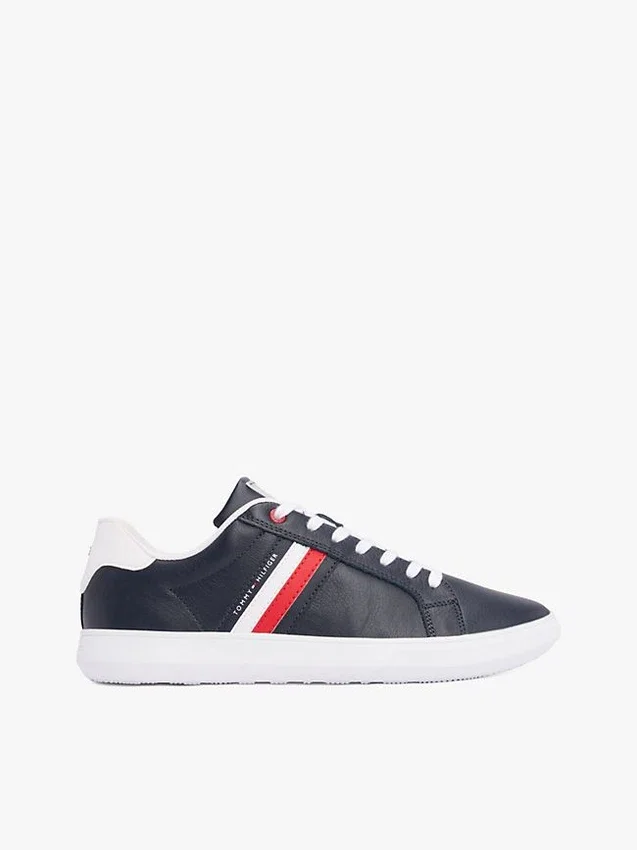 Sneaker met gestreepte leren cupzool Sneaker met gestreepte leren cupzool