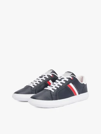 Sneaker met gestreepte leren cupzool