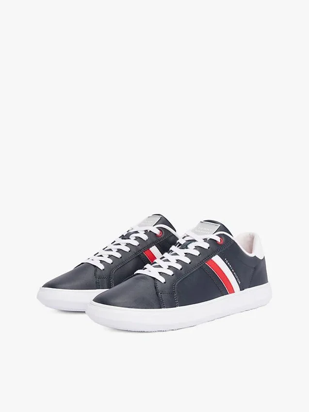 Sneaker met gestreepte leren cupzool Sneaker met gestreepte leren cupzool