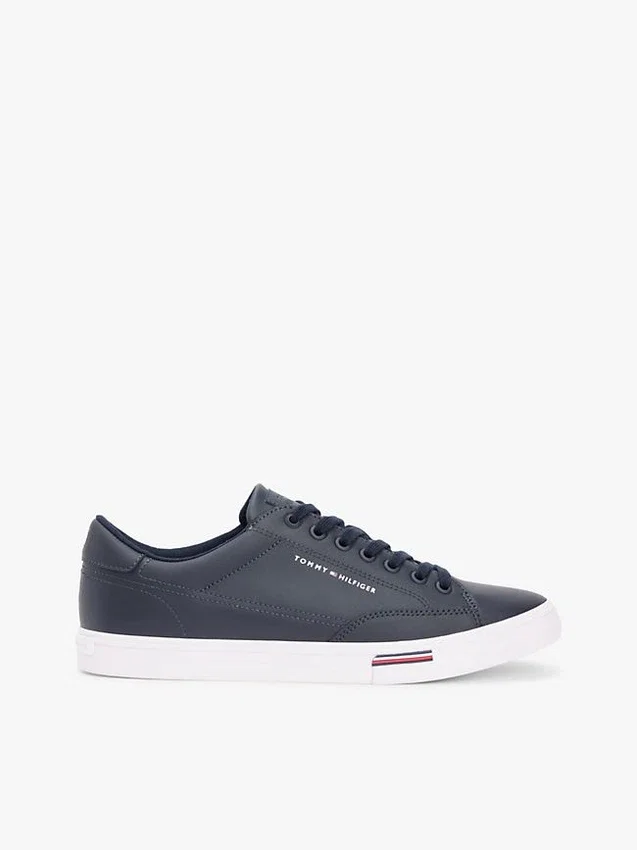 Sneaker van gevulkaniseerd leer Sneaker van gevulkaniseerd leer