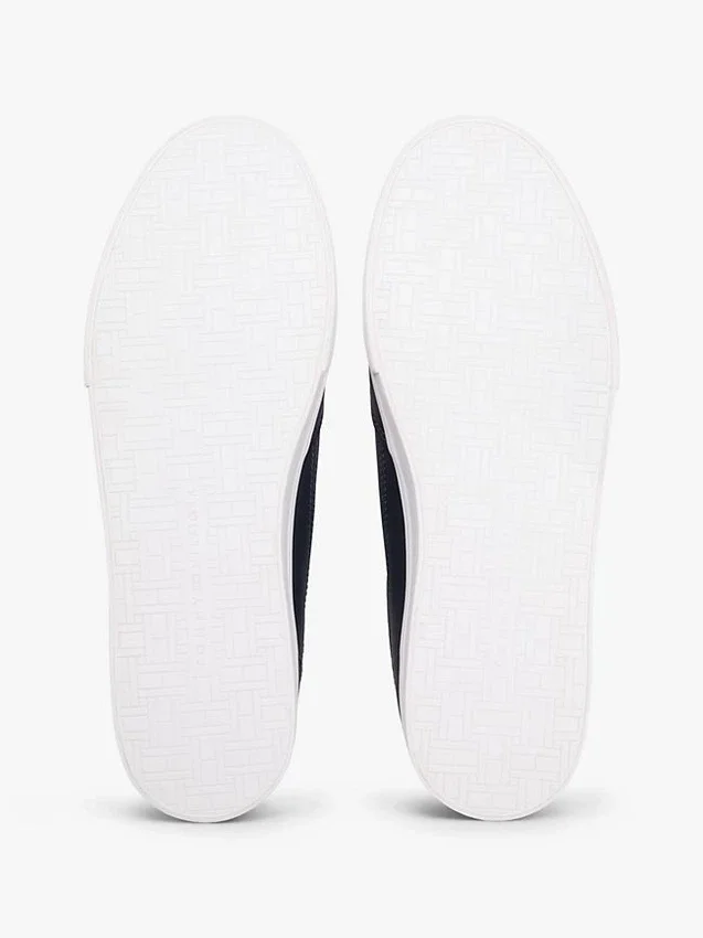Sneaker van gevulkaniseerd leer Sneaker van gevulkaniseerd leer