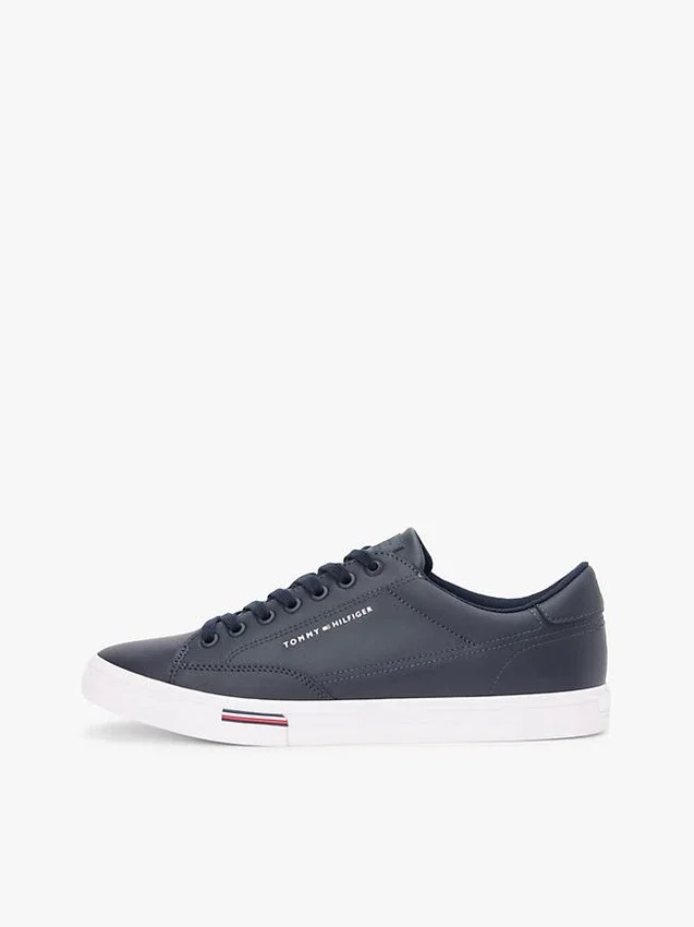 Sneaker van gevulkaniseerd leer Sneaker van gevulkaniseerd leer