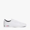 Sneaker van gevulkaniseerd leer met vlaggenstreep Sneaker van gevulkaniseerd leer met vlaggenstreep