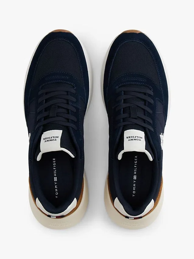 Suède Mix Runner Sneaker Suède Mix Runner Sneaker