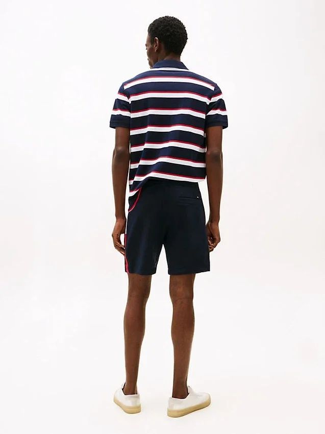 Sweatshort met vlaglogo Sweatshort met vlaglogo