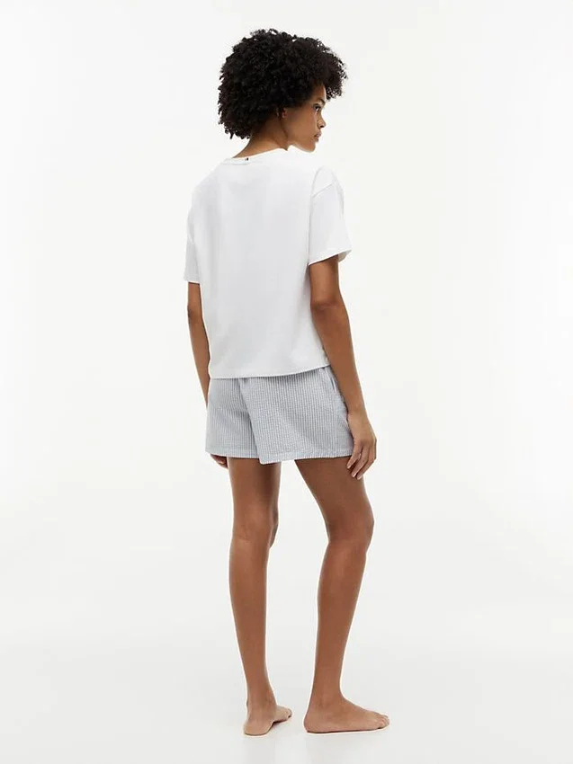 T-shirt met korte mouwen & korte pyjamaspet T-shirt met korte mouwen & korte pyjamaspet