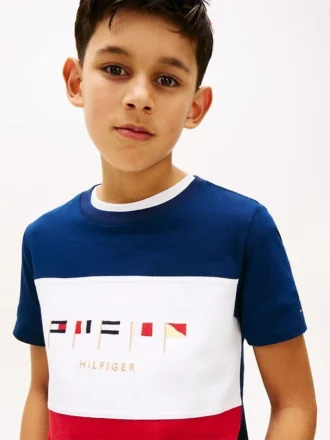 T-shirt met logo en kleurblokken voor kinderen T-shirt met logo en kleurblokken voor kinderen