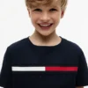 T-shirt met vlaggenstrepen en logo voor kinderen T-shirt met vlaggenstrepen en logo voor kinderen