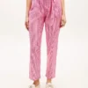 Tapered gingham seersucker broek met riem