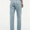 Tapered jeans met hoge taille Tapered jeans met hoge taille