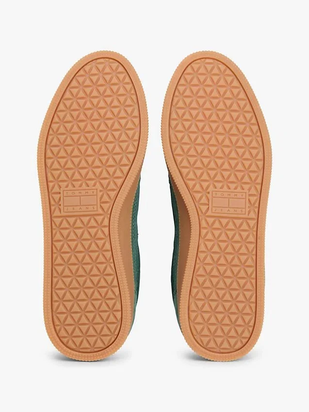 Tommy Jeans skatersneaker met gemengde textuur Tommy Jeans skatersneaker met gemengde textuur