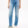 Tommy Jeans Straight-fit Jeans met knoopsluiting Tommy Jeans Straight-fit Jeans met knoopsluiting