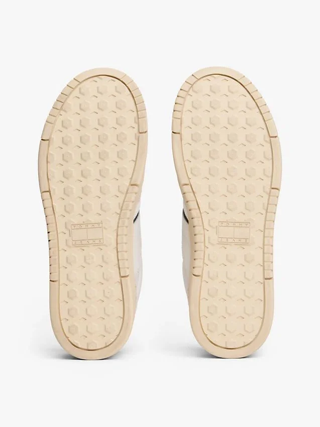 Tommy Jeans suède sneaker met cupzool Tommy Jeans suède sneaker met cupzool