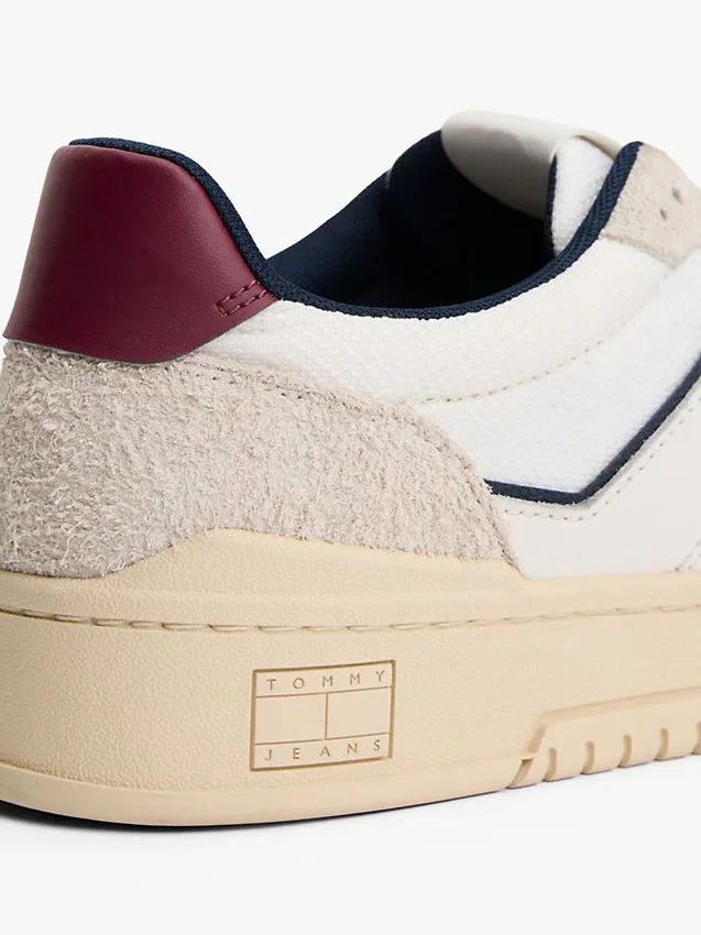 Tommy Jeans suède sneaker met cupzool Tommy Jeans suède sneaker met cupzool