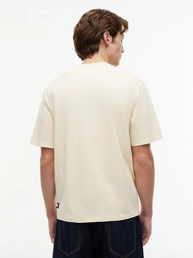 Tommy Jeans T-shirt met vervaagd logo Tommy Jeans T-shirt met vervaagd logo