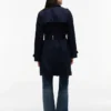 Trenchcoat met dubbele rij knopen en ceintuur Trenchcoat met dubbele rij knopen en ceintuur