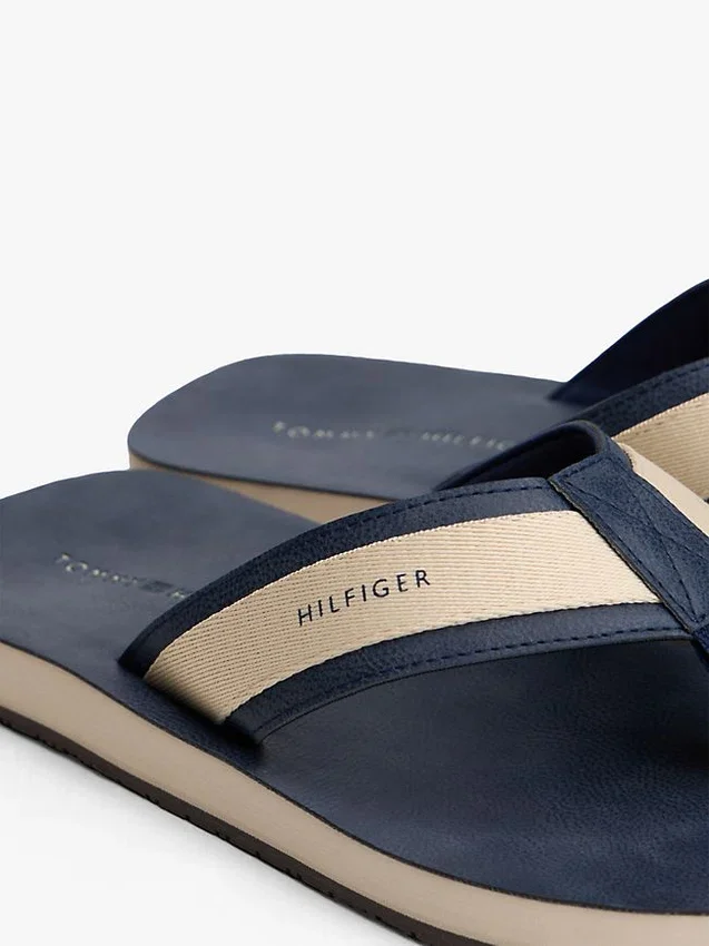 Tweekleurige teenslipper Tweekleurige teenslipper