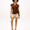 Twill-Shorts met zakken en gouden knopen Twill-Shorts met zakken en gouden knopen