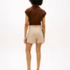 Twill-Shorts met zakken en gouden knopen Twill-Shorts met zakken en gouden knopen