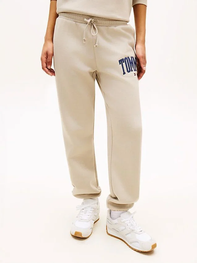 Varsity Tommy Logo Sweatpant Varsity Tommy Logo Sweatpant