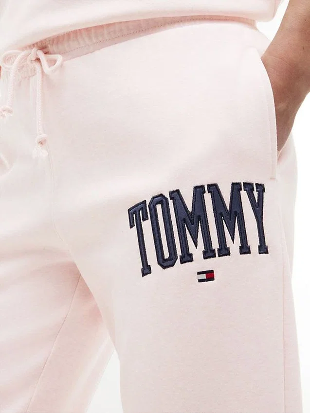 Varsity Tommy Logo Sweatpant Varsity Tommy Logo Sweatpant