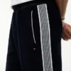 Velours joggingbroek met monogram Velours joggingbroek met monogram