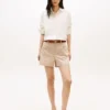 Versierd cropped popeline shirt Versierd cropped popeline shirt