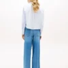 Versierd cropped popeline shirt Versierd cropped popeline shirt