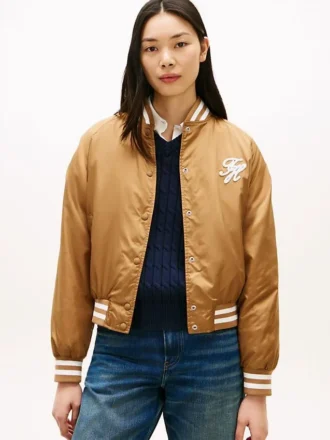 Waterafstotend varsity-bomberjack Waterafstotend varsity-bomberjack